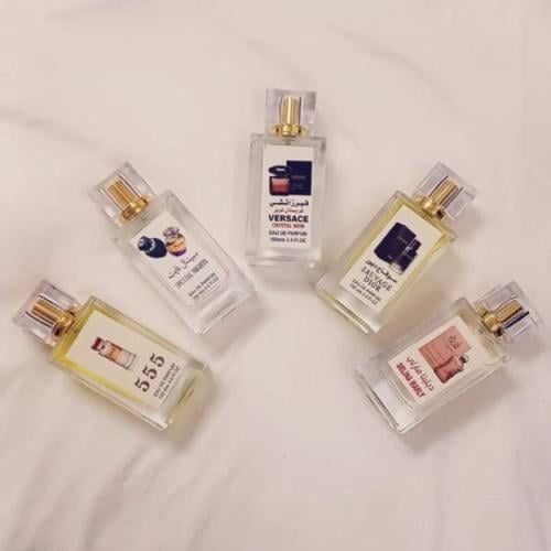 عطور تعبئة عبارة عن 5 عطور ماركات