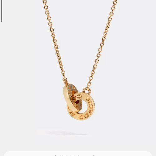 Interlocking Open Circle Pendant Necklace