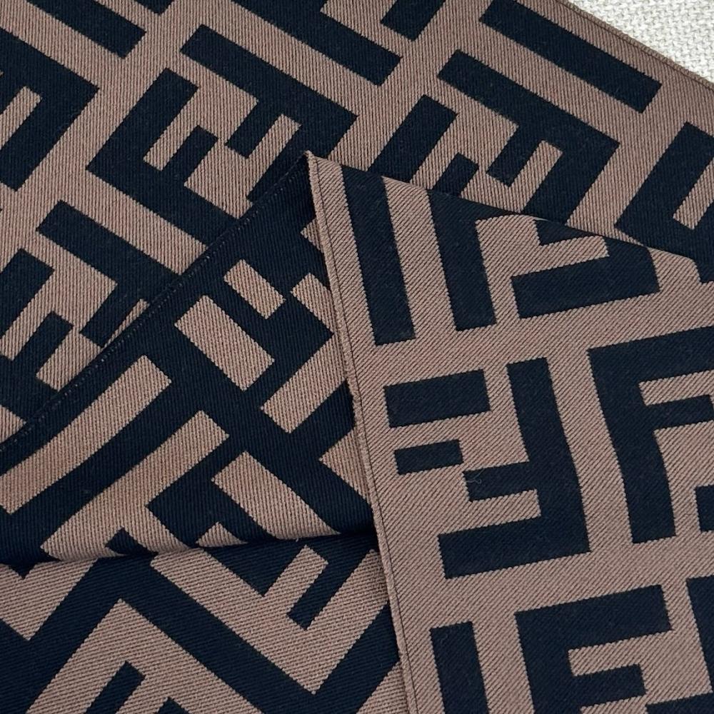 سكارف فندي مقاس 180*35