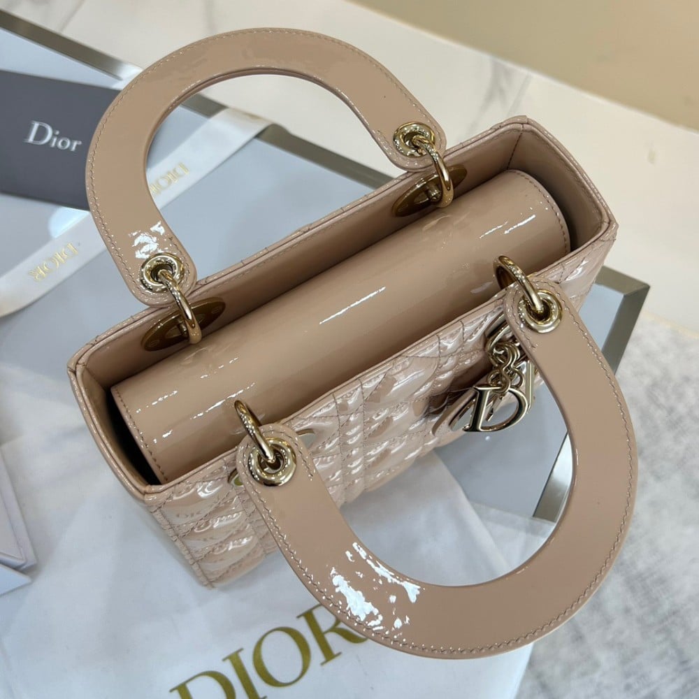 ليدي ديور سمول مقاس 20cm