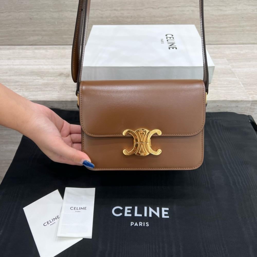 سيلين TEEN TRIOMPHE مقاس 18.5cm