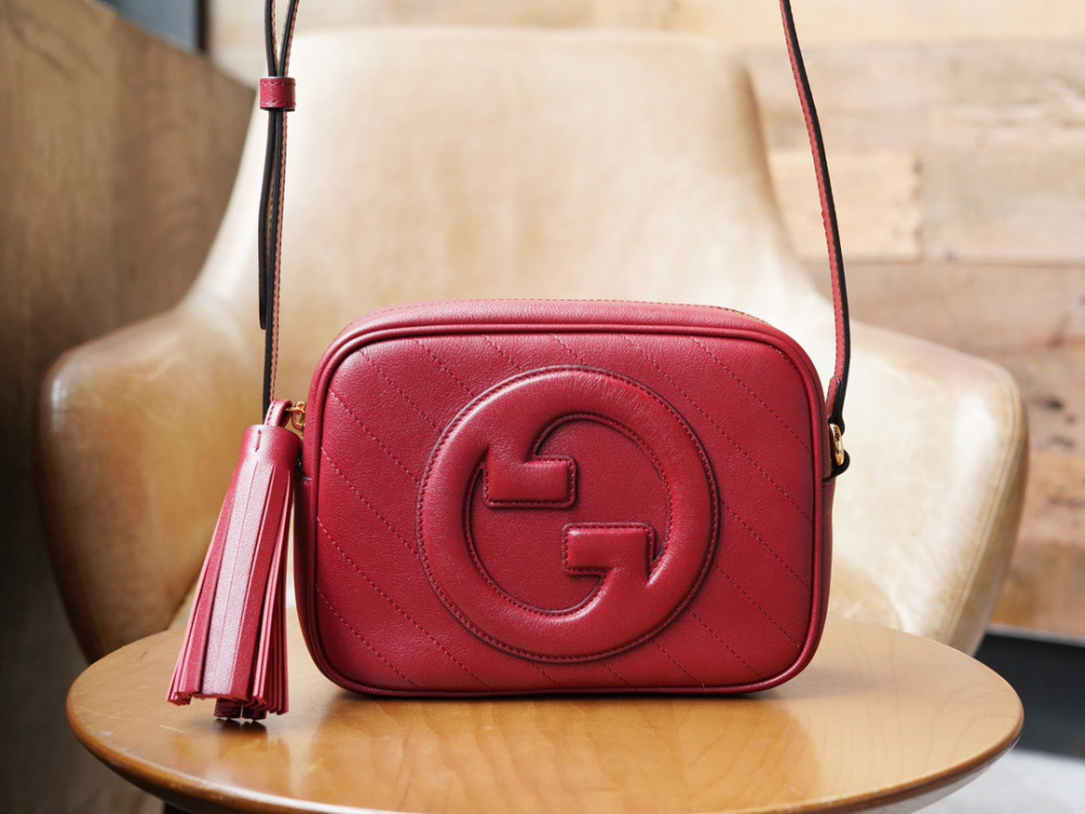قوتشي BLONDIE مقاس 21cm