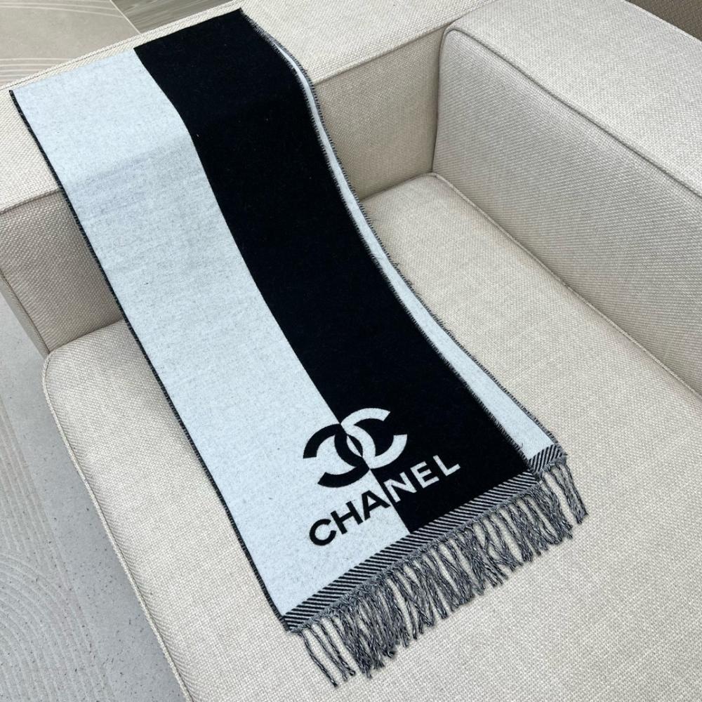 سكارف شانيل مقاس 174*36