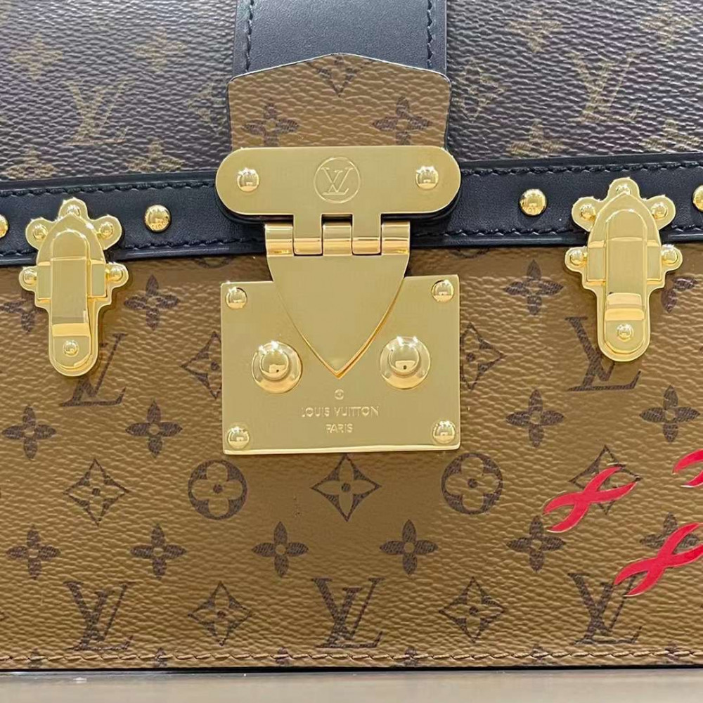 لوي فيتون TRUNK CLUTCH مقاس 20cm