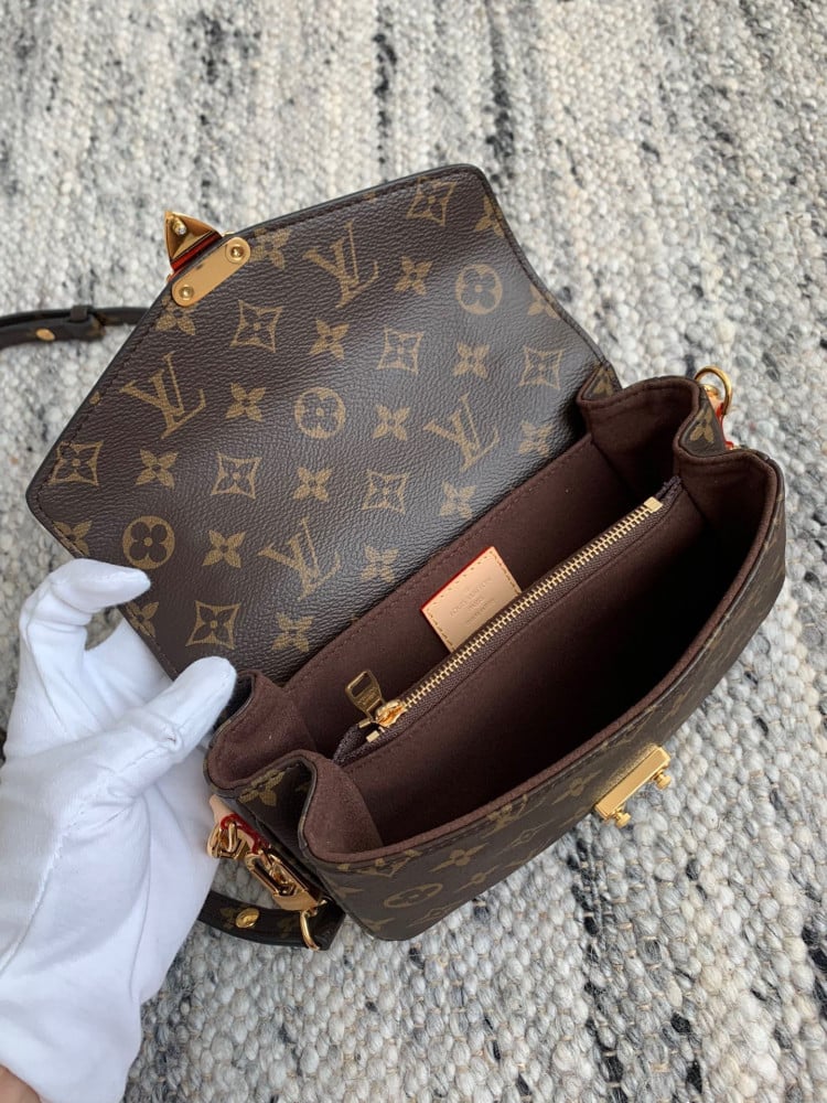 لوي فيتون Pochette Métis East West مقاس21cm