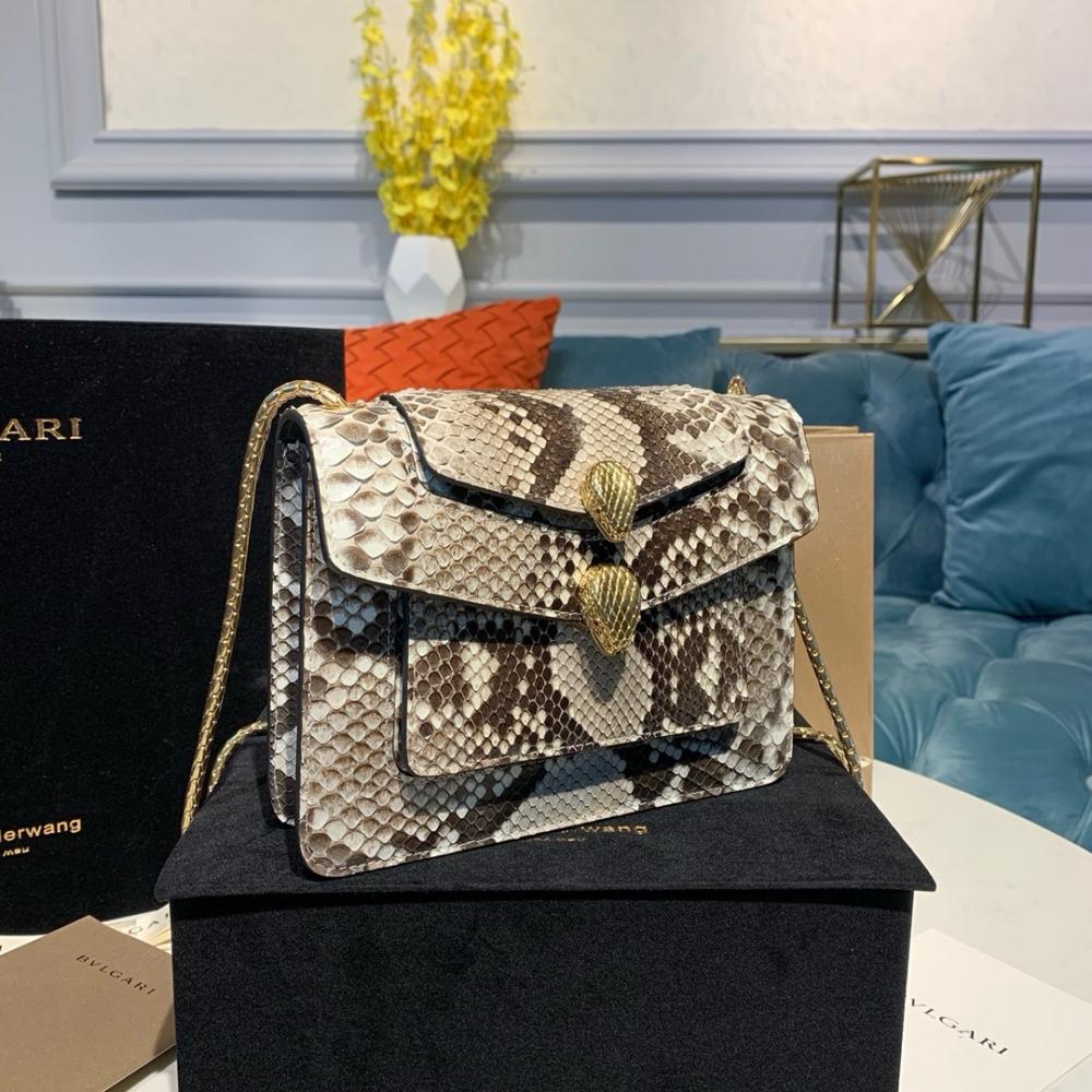 بولغاري Alexander Wang X Bvlgr Wang مقاس 20cm