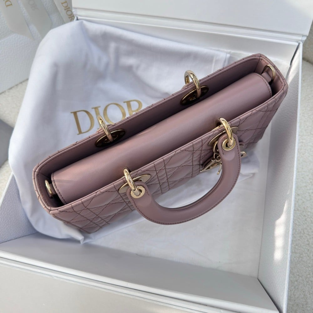 ديور دي جوي مقاس 26cm
