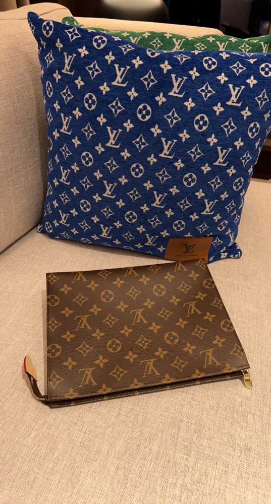 ORDER] Áo thun Louis Vuitton tay bèo