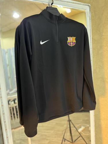 سويتر برشلونه