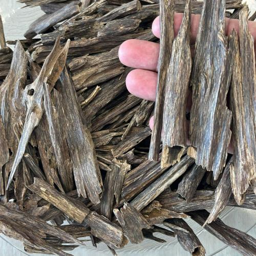 عود هندي زورا نجلاند سوبر عالي