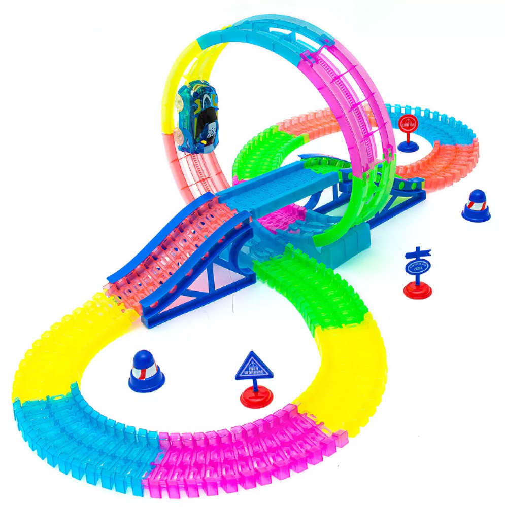 مسار سباق مضيء صغير