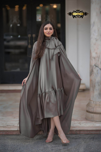 فستان من الحرير