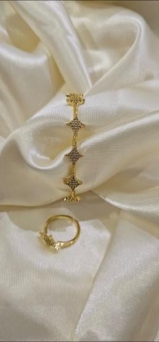 اسورة ماركة النجمه مع الخاتم تتوسع