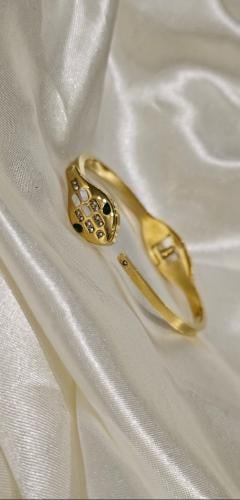 أسورة ماركة بلغاري مختوم ماركة مقاس ١٧