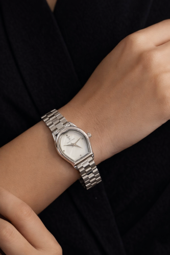 ساعة نسائي ماركة TOUCH TIME ضد الماء ضمان سنتين مع الملحقات