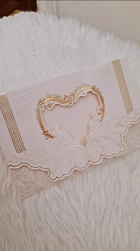 ظرف ممكن وضع عبارة او مبلغ مالى