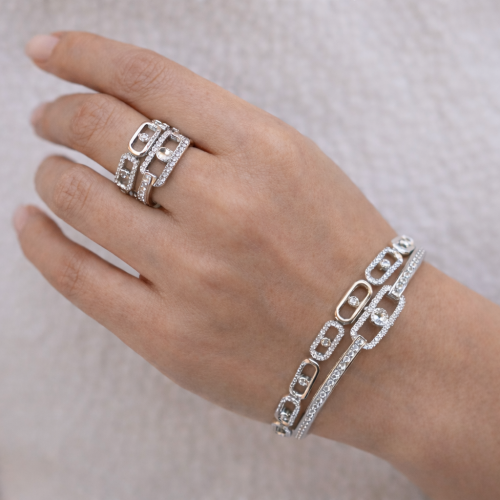 اسورة مع خاتمها