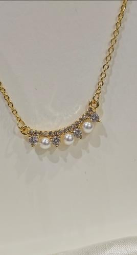 سلسال لؤلؤ مطلي ذهب