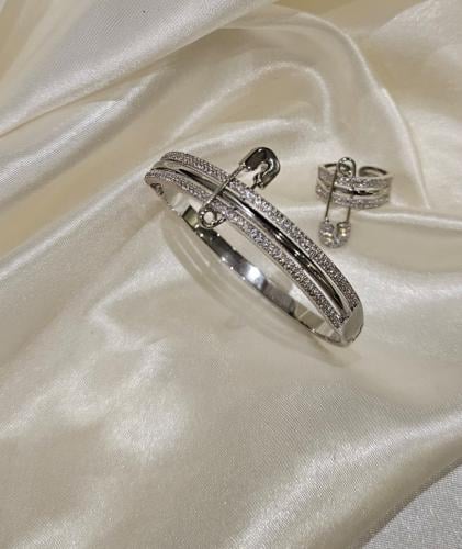 أساور فضي ماركة فصوص زيركون