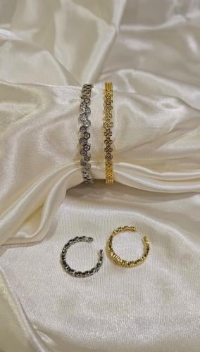 أسوارة مطلية ذهب مع خاتمها