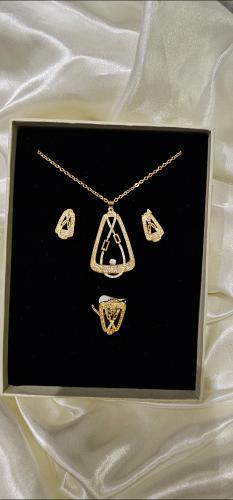 طقم مطلي ذهب فصوص زركون