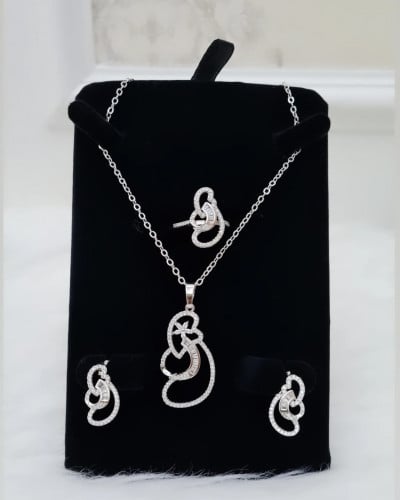 طقم مطلي فضي فصوص زيركون