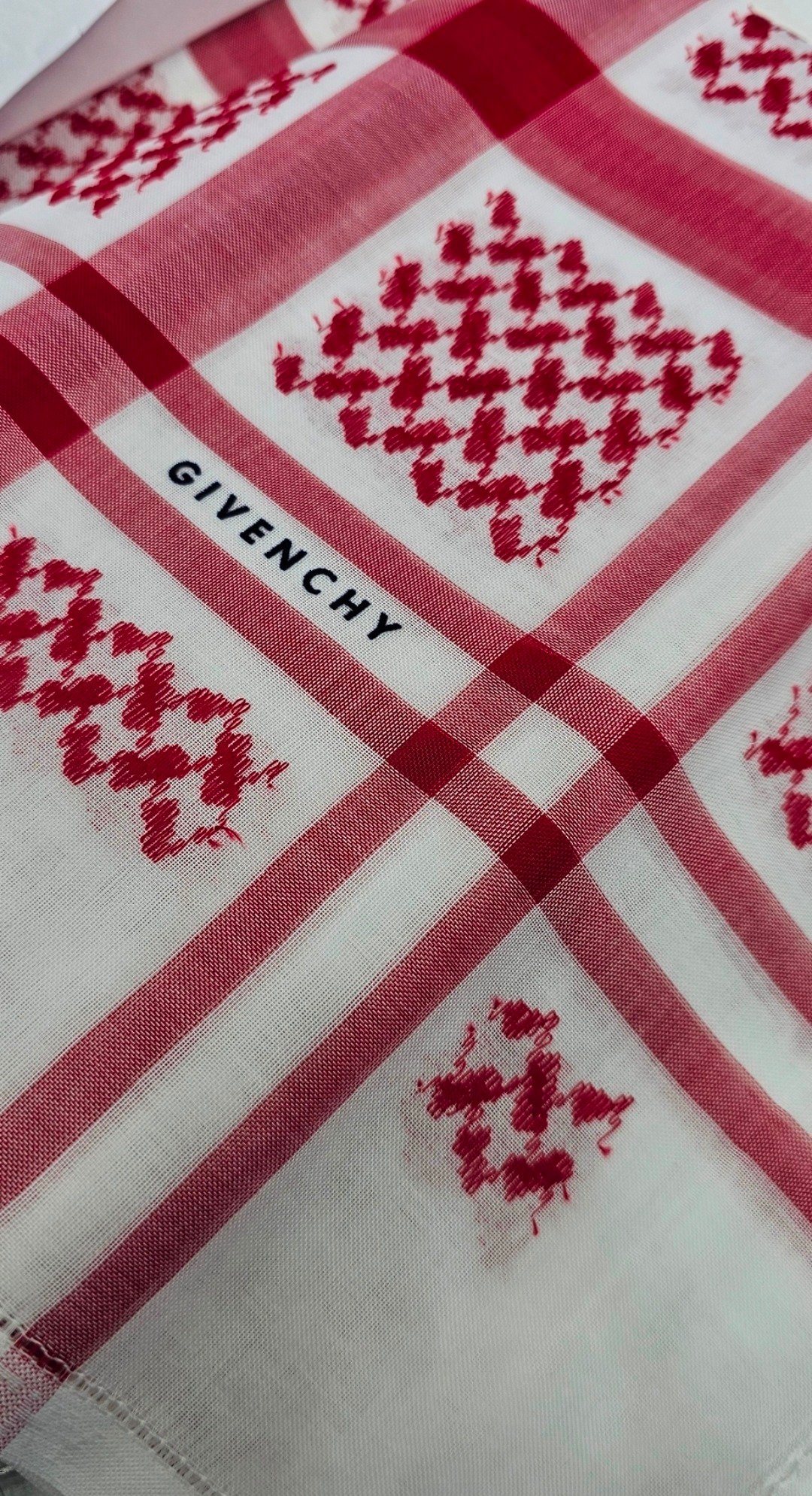 شماغ جفنشي الأصلي