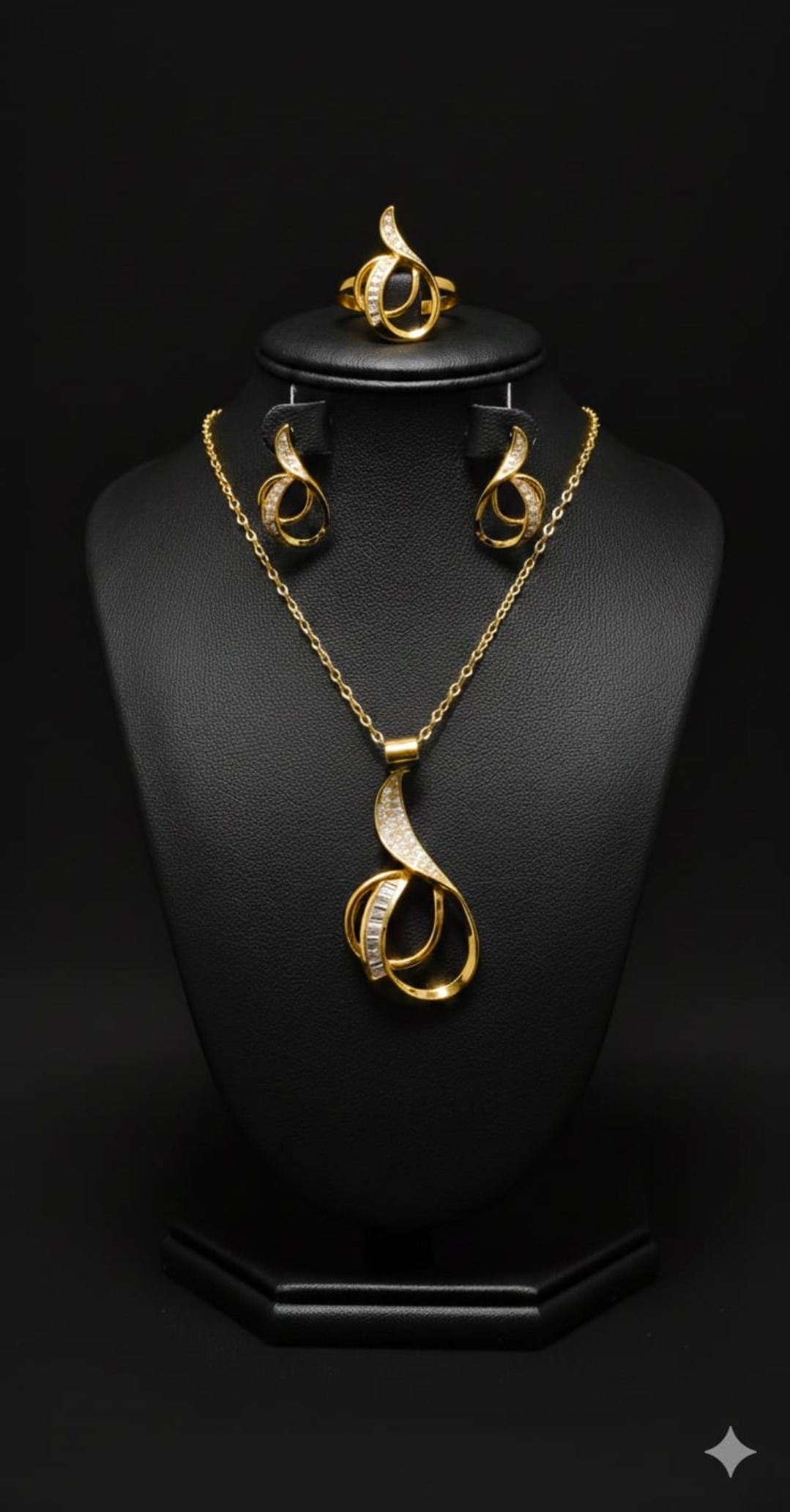 طقم مطلي ذهب