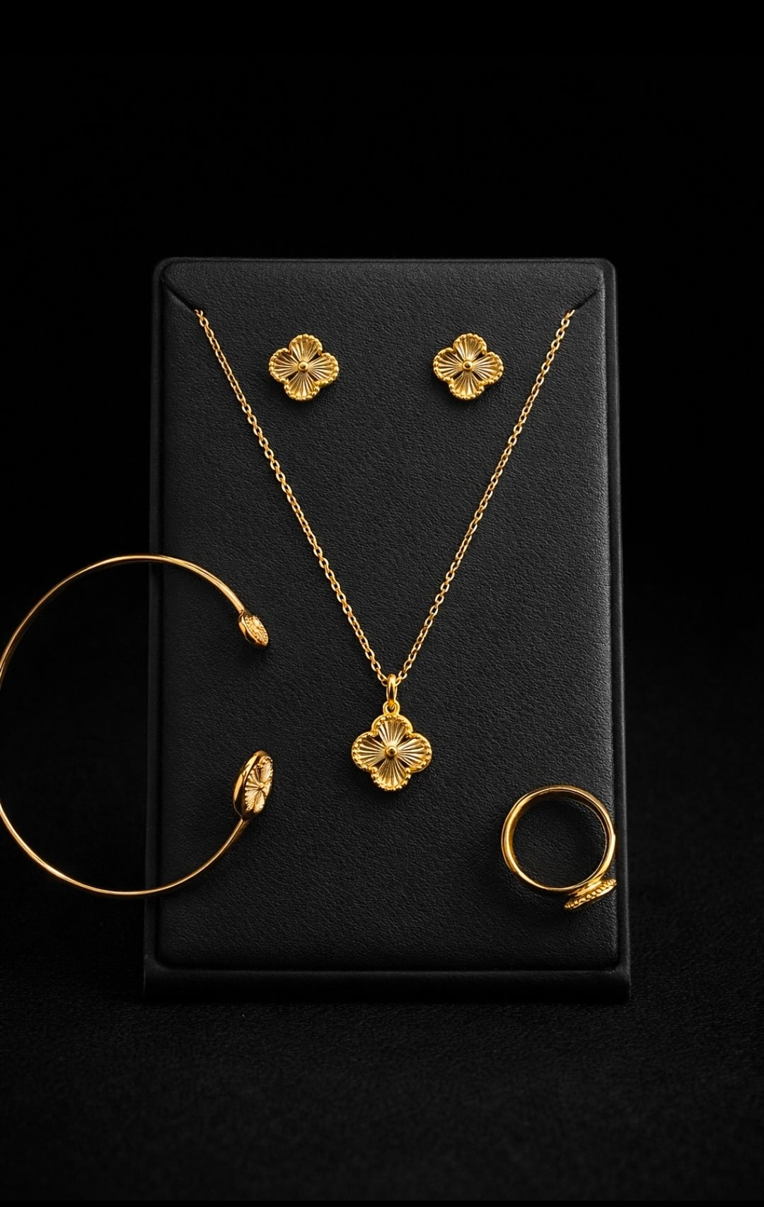 طقم أطفال فان كليف مطلي