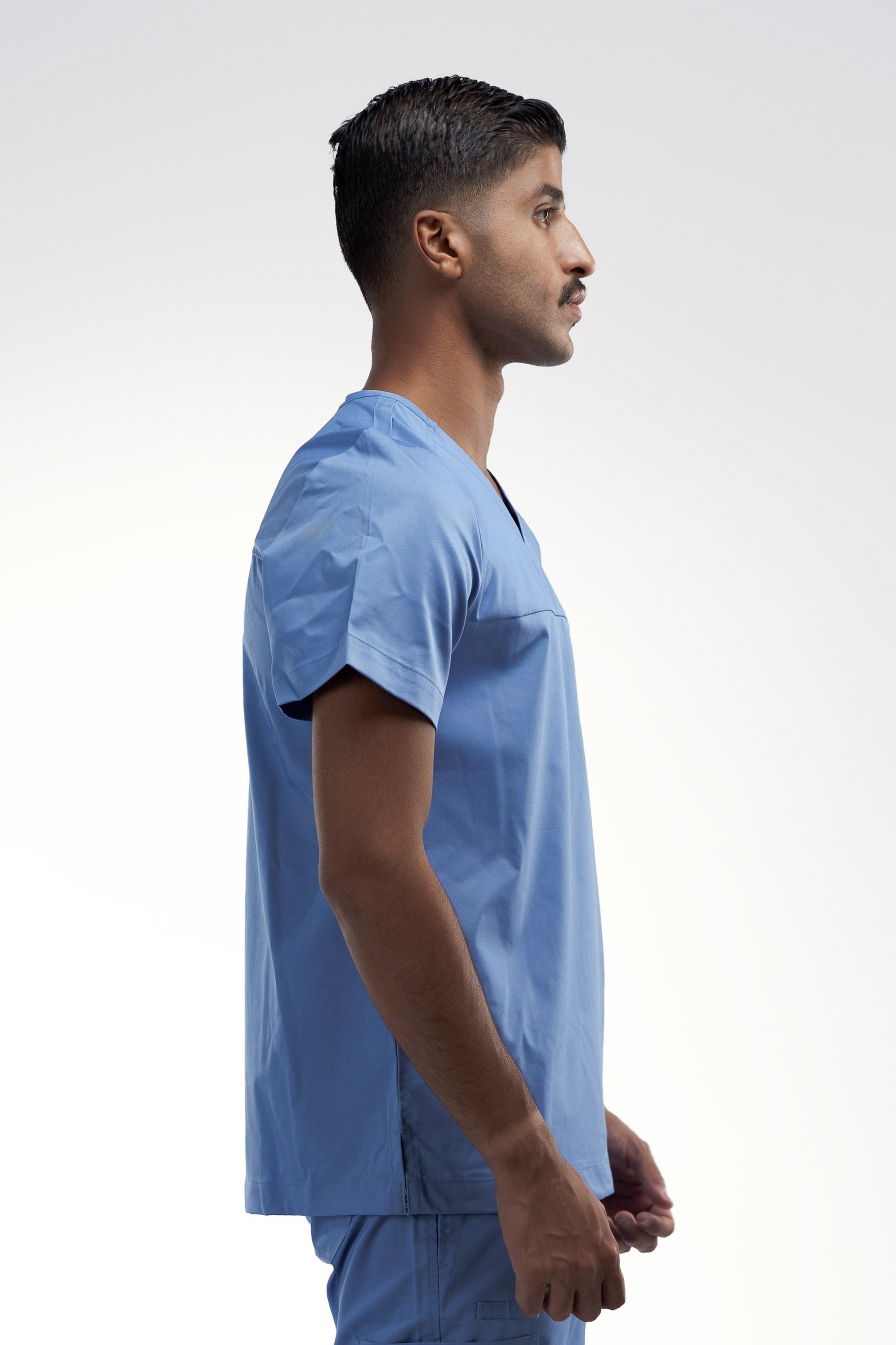 بلوزة سكراب طبي رجالي ماركة لاب ميد®