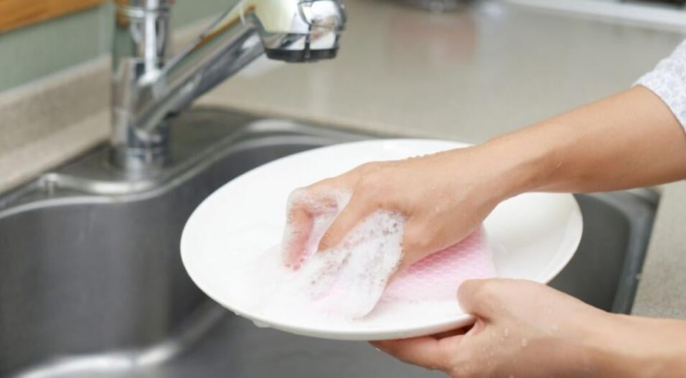 Disinfecting dishes
