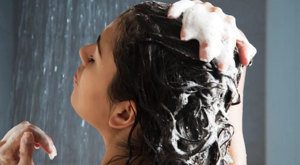 Shampoo for hair loss and hair thickening