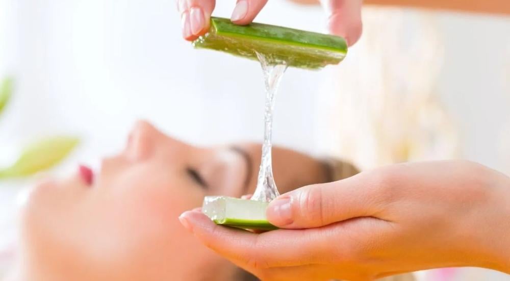 استخدام جل الصبار للوجه