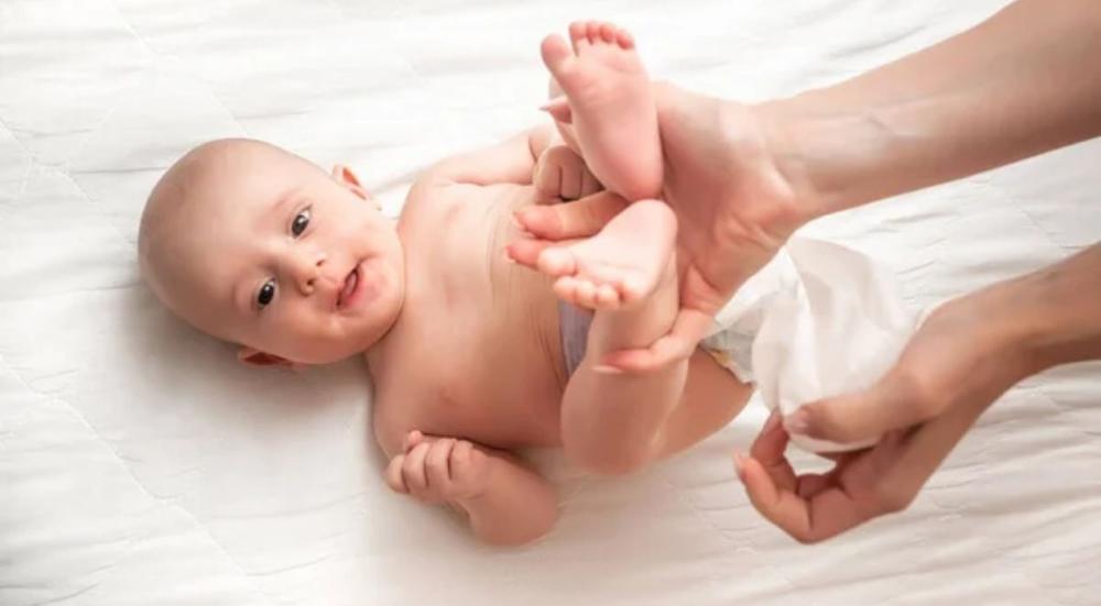 Baby diapers for sensitive skin