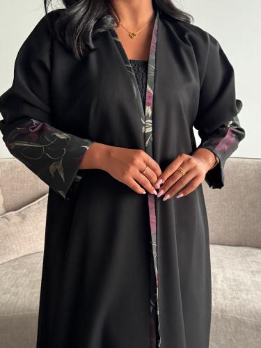 عباية مزينة بكم مميز. 1193