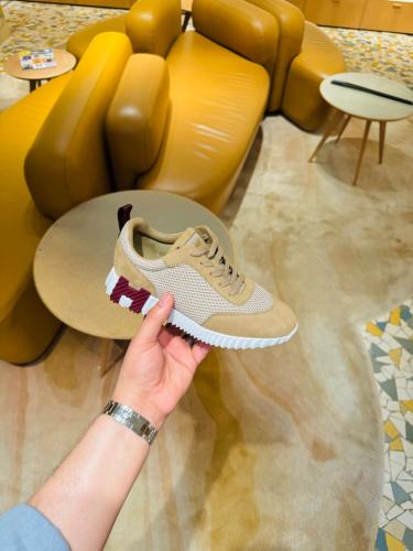 شوز Hermes مقاس 39