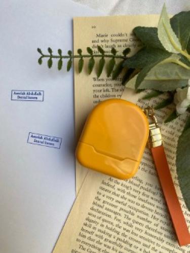 ختم ملون بتعليقة - أصفر