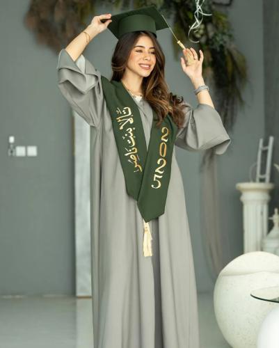 عبايات تخرج بتصميم أنيق ومميز |2026