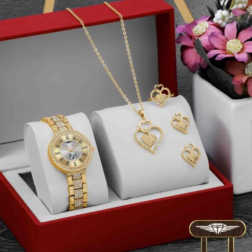 بوكس ساعه نسائي تصميم الاسم حسب الطلب