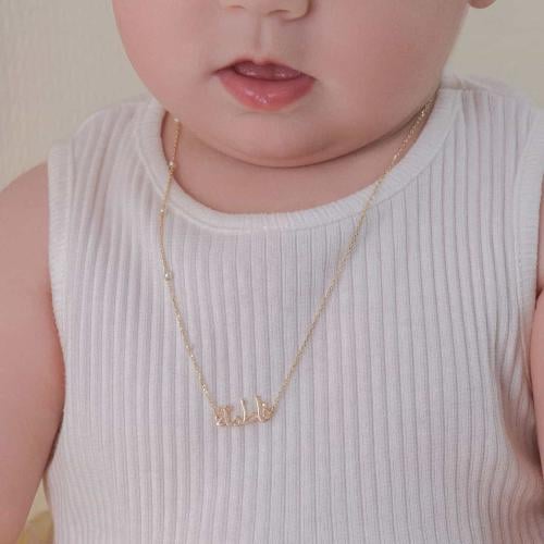 سلسال اطفال بالاسم لون ذهبي تصميم كلاسيكي فاخر