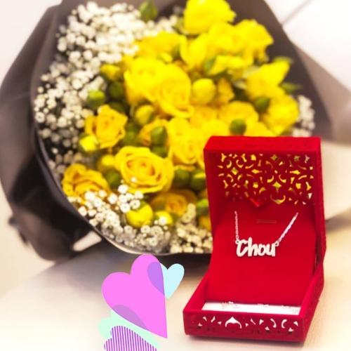 سلسال نسائي بتصميم فريد