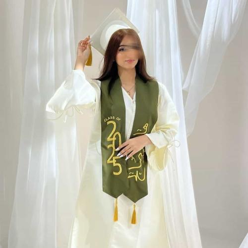 عبايات تخرج 2026 مميزه مخصصة بالاسم