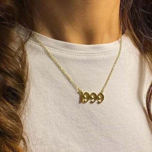 سلسال تاريخ الميلاد لون ذهبي