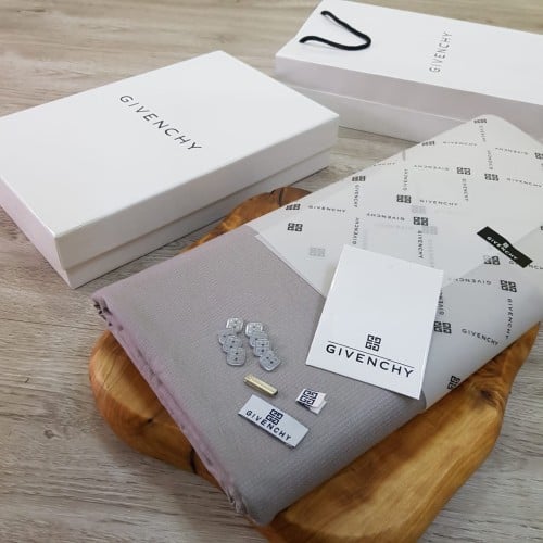 قماش بيج شتوي ( ماركة جفنشي )