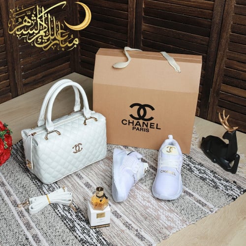 هدايا نسائية فخمة بشنطة راقية مع مجموعة إكسسوارات...