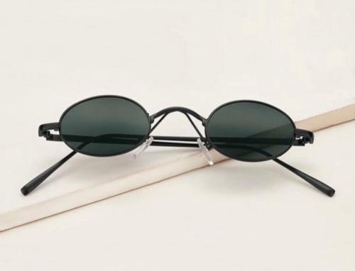 round frame black sunglasses