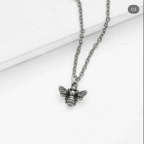 bee necklace
