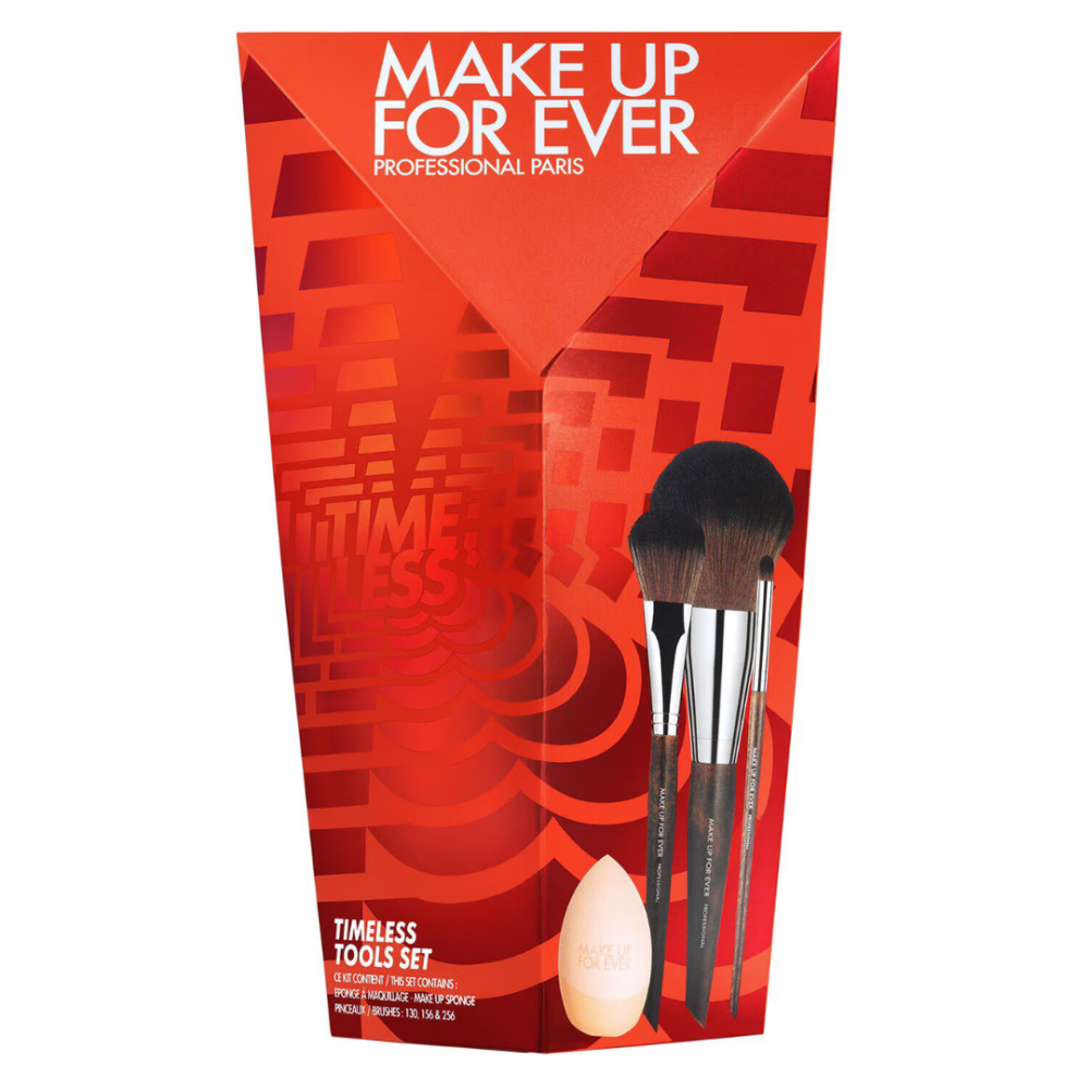 طقم فرش مكياج فور إيفر مع اسفنجة بلندر  فرش احترافية لتطبيق مكياج