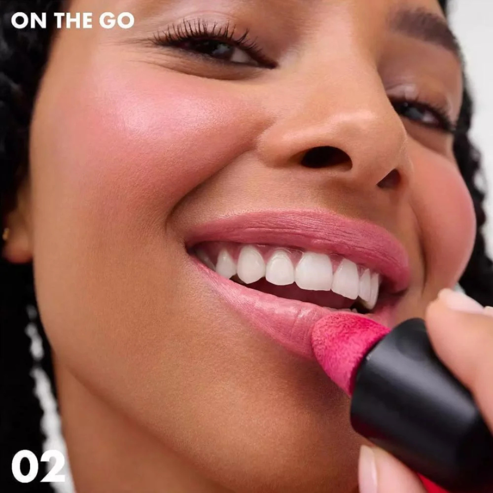 أحمر خدود سائل مطفي طويل الأمد للشفاه والخدود