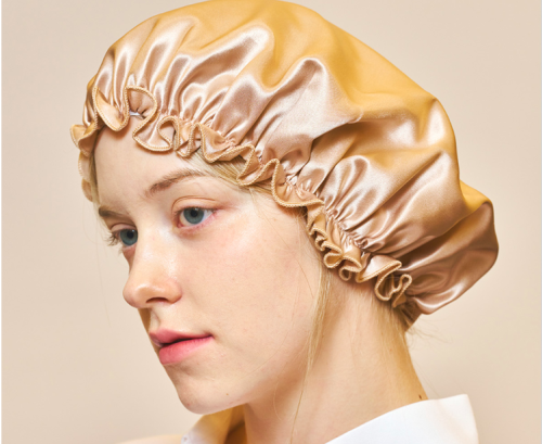 غطاء شعر حرير  فاخر طبيعي 100%  درجة (6) أعلا فئة 22 momme يحافظ علي رطوبة الشعر ومنع احتكاكه وتكسره تصميم هير كاب -سيلكيا